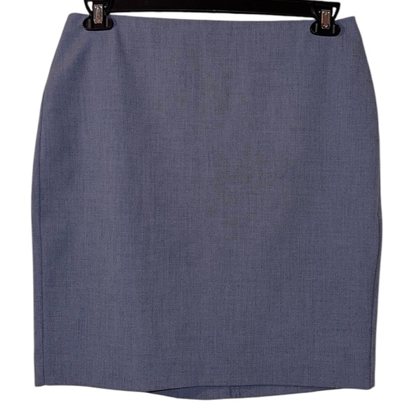 Banana Republic | Women’s Lightweight Pencil Skirt - Size 8 - NWOT - Picture 1 of 5